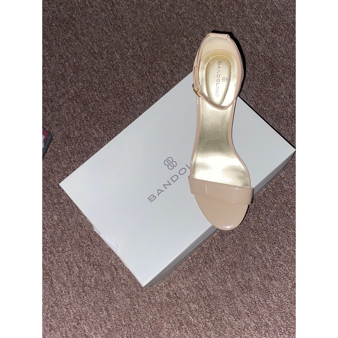 Bandolino Women's Madia Sandals Natural Patent Size 9M Medium Beige