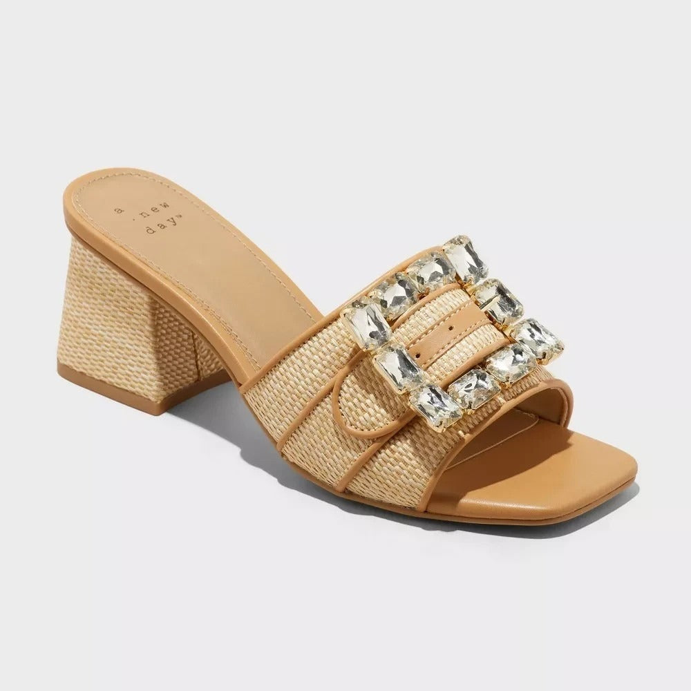 Women’s Kathleen Raffia Buckle Block Heels Beige