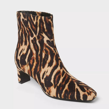 A New Day Women’s Tigris Tiger Print Ankle Boots 8 NWT