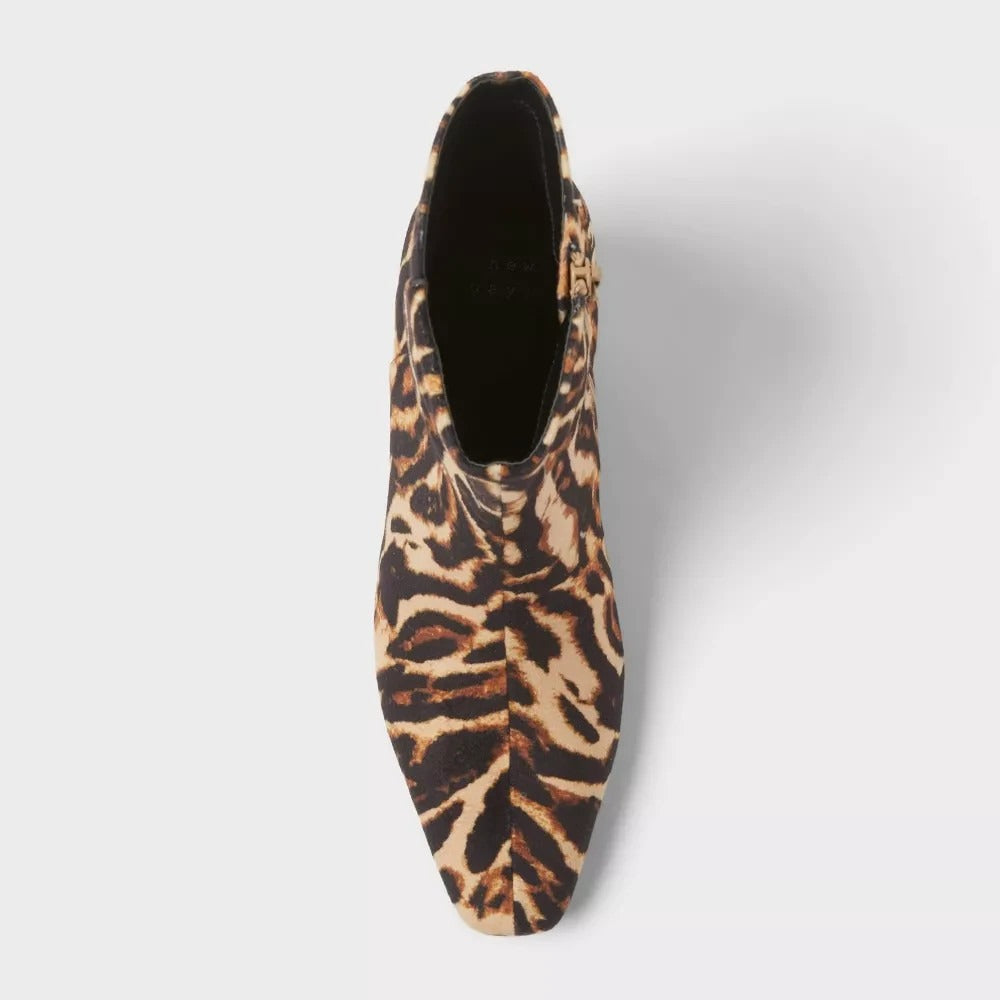 A New Day Women’s Tigris Tiger Print Ankle Boots 8 NWT