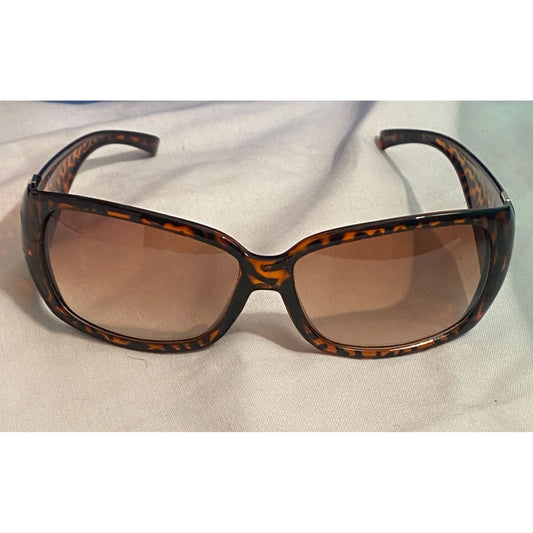 Women Tortoise Shell Sunglasses