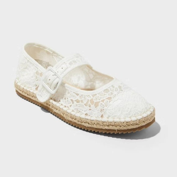 Girls' Madeline Flats by art class White New With Tags Sizes 13-5 Available