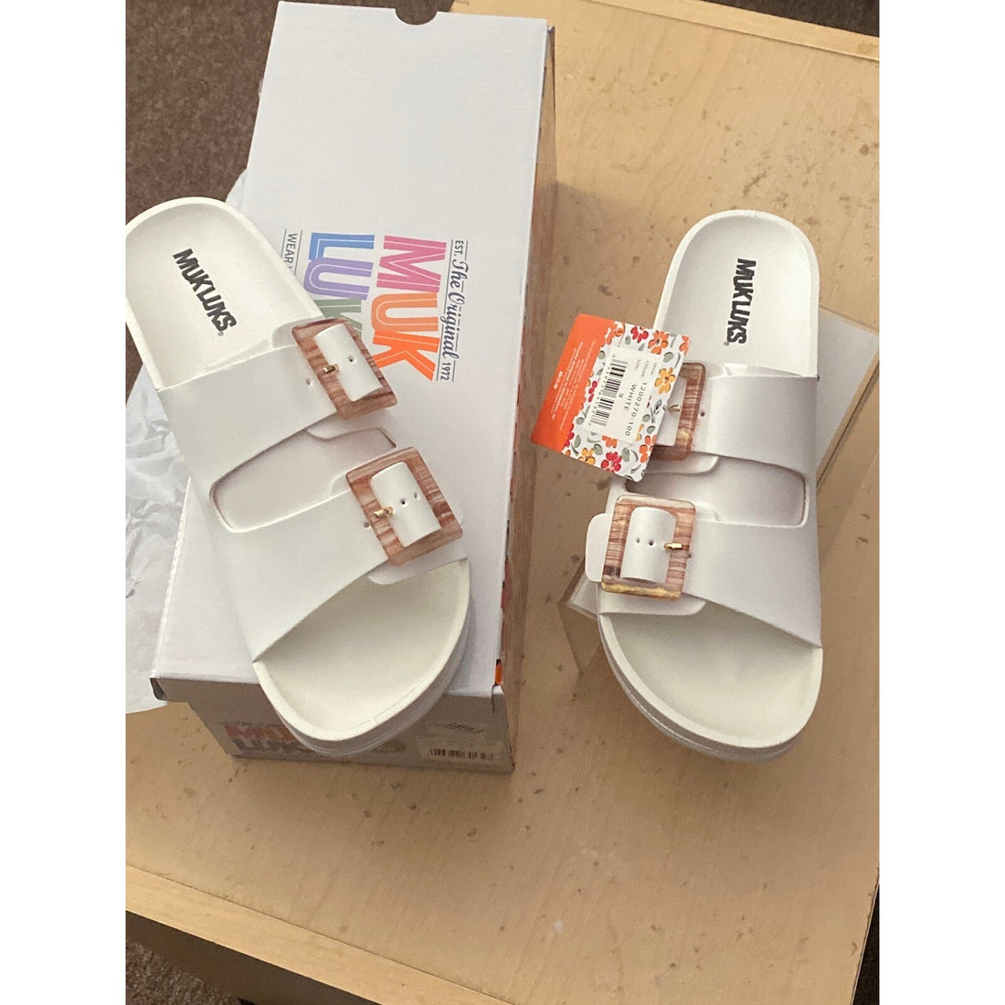 Muk Luks Grand Cayman Sandals - Women's White Slip-On Sandals Size 9